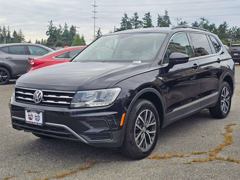 Used 2020 Volkswagen Tiguan SE AWD/4WD image 3