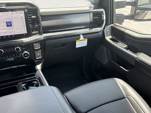 New 2026 Ford F250 Lariat w/ Tremor Off-Road Package AWD/4WD image 11