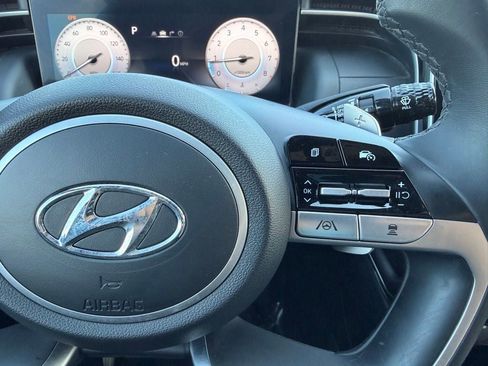 Used 2023 Hyundai Santa Cruz SEL Premium w/ Cargo Package AWD/4WD image 17