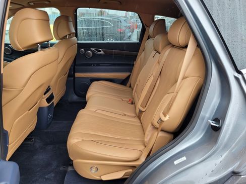 Used 2022 Genesis GV80 2.5T w/ Advanced Package 02 image 15