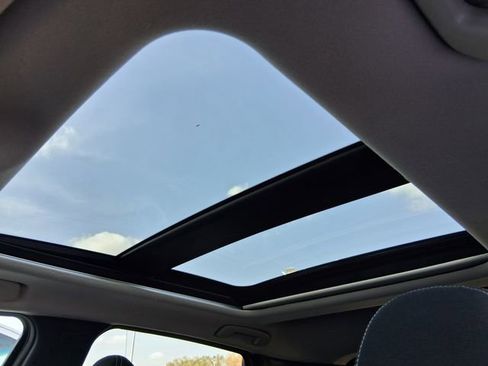 Certified 2026 Nissan Kicks SV w/ SV Premium Package image 20