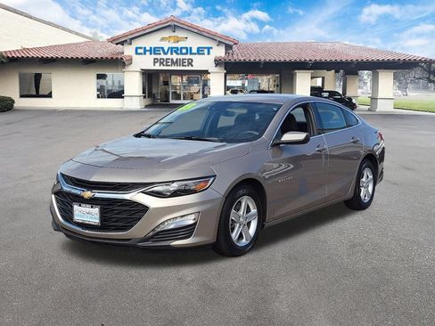Used 2023 Chevrolet Malibu LT FWD image 4