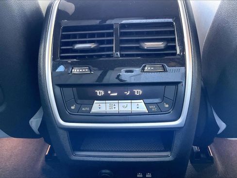 Used 2024 BMW X5 xDrive40i w/ M Sport Package AWD/4WD image 36