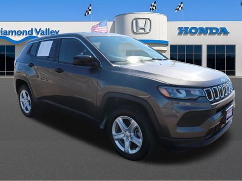Used 2023 Jeep Compass Sport image 1