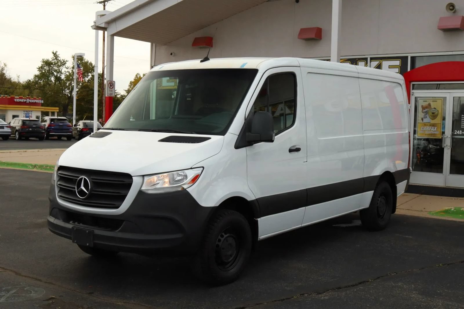Used 2019 Mercedes-Benz Sprinter 2500 image 1