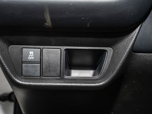 Used 2023 Honda HR-V LX image 28