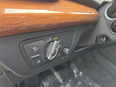 Used 2023 Audi Q5 2.0T Premium Plus w/ Premium Plus Package image 29