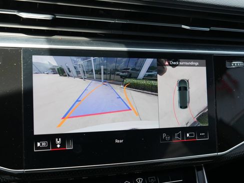 Used 2023 Audi SQ8 Prestige AWD/4WD image 34