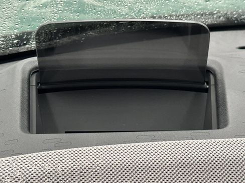 Used 2025 MINI Cooper 2-Door Hardtop image 25