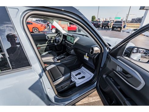 New 2026 Ford Bronco Sport Outer Banks AWD/4WD image 21