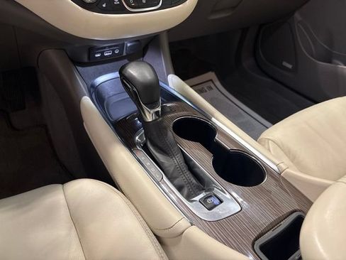 Used 2023 Chevrolet Malibu LT FWD image 25