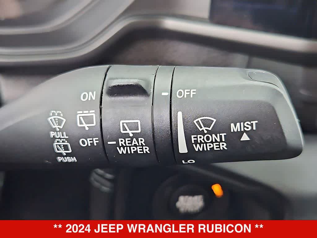 Used 2024 Jeep Wrangler Unlimited Rubicon AWD/4WD image 27