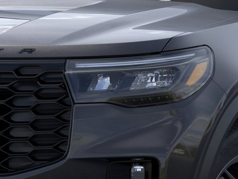 New 2026 Ford Explorer ST-Line AWD/4WD image 18