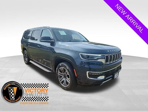 Certified 2024 Jeep Wagoneer L Series II w/ Flexible Seating Group AWD/4WD image 1