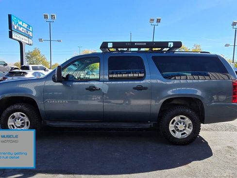 Used 2010 Chevrolet Suburban 2500 LS w/ Skid Plate Package image 3