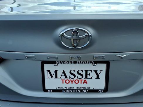 Used 2024 Toyota Camry XLE w/ Navigation Package FWD image 9