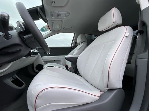 Used 2023 Hyundai Ioniq 5 SEL image 11