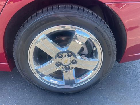 Used 2007 Chevrolet Malibu LTZ image 16