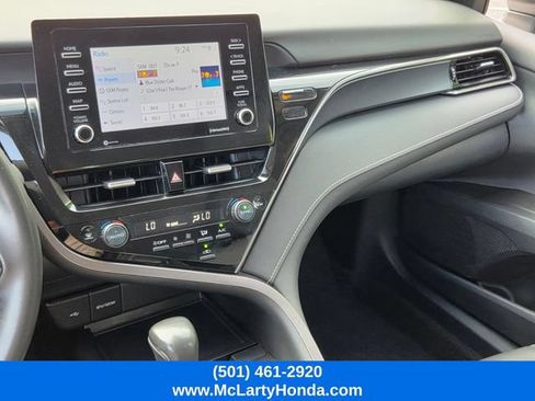 Used 2024 Toyota Camry SE FWD image 25