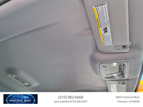 Used 2016 Chevrolet Volt LT w/ Comfort Package FWD image 19