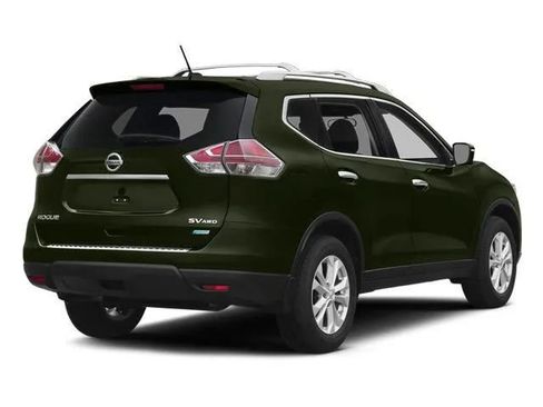 Used 2014 Nissan Rogue S FWD image 2