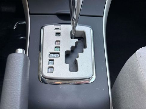 Used 2010 Toyota Corolla LE image 26