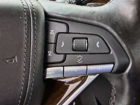 Used 2022 Cadillac Escalade ESV Sport Platinum RWD image 15
