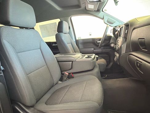 Used 2020 Chevrolet Silverado 1500 Custom w/ Custom Value Package RWD image 27