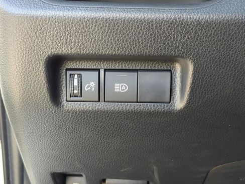 Used 2024 Toyota RAV4 LE image 9