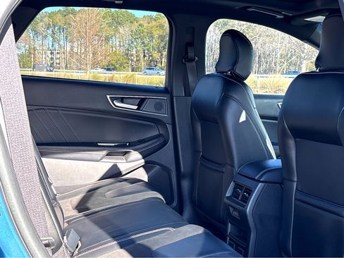 Used 2019 Ford Edge ST w/ Equipment Group 401A image 12