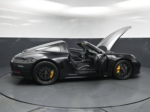 Used 2026 Porsche 911 Targa 4 GTS AWD/4WD image 35