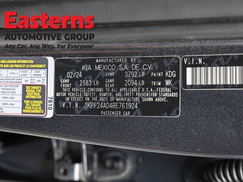 Used 2024 Kia Forte LXS FWD image 33