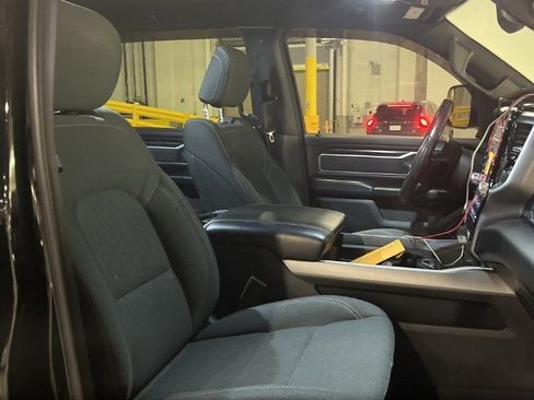 Used 2020 RAM 1500 Big Horn AWD/4WD image 10