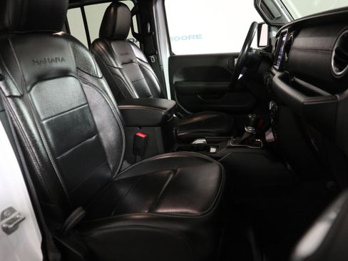 Used 2021 Jeep Wrangler Unlimited Sahara AWD/4WD image 20