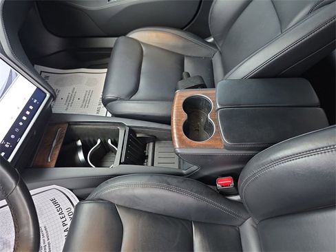 Used 2020 Tesla Model S Long Range Plus image 21