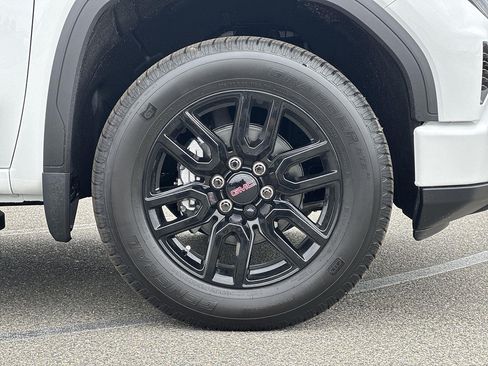 New 2026 GMC Sierra 1500 Elevation w/ LPO, Elevation Black Package RWD image 30