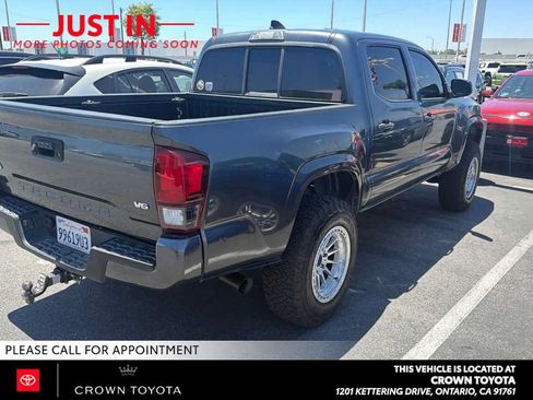 Used 2020 Toyota Tacoma SR AWD/4WD image 2