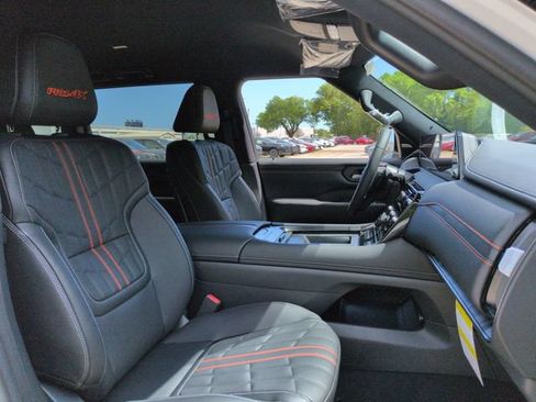 New 2026 Nissan Armada PRO-4X AWD/4WD image 27