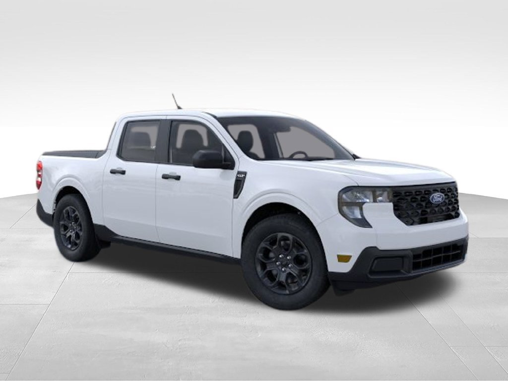 Certified 2025 Ford Maverick XLT w/ 4K Tow Package AWD/4WD image 8