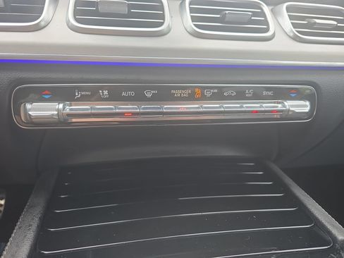 Certified 2024 Mercedes-Benz GLS 450 4MATIC image 24