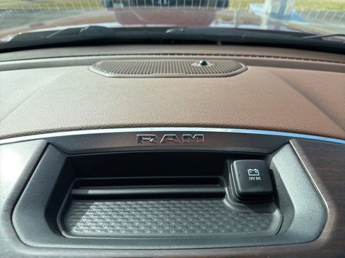 Used 2021 RAM 1500 Laramie image 38