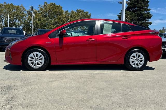 Used 2016 Toyota Prius Two FWD image 6
