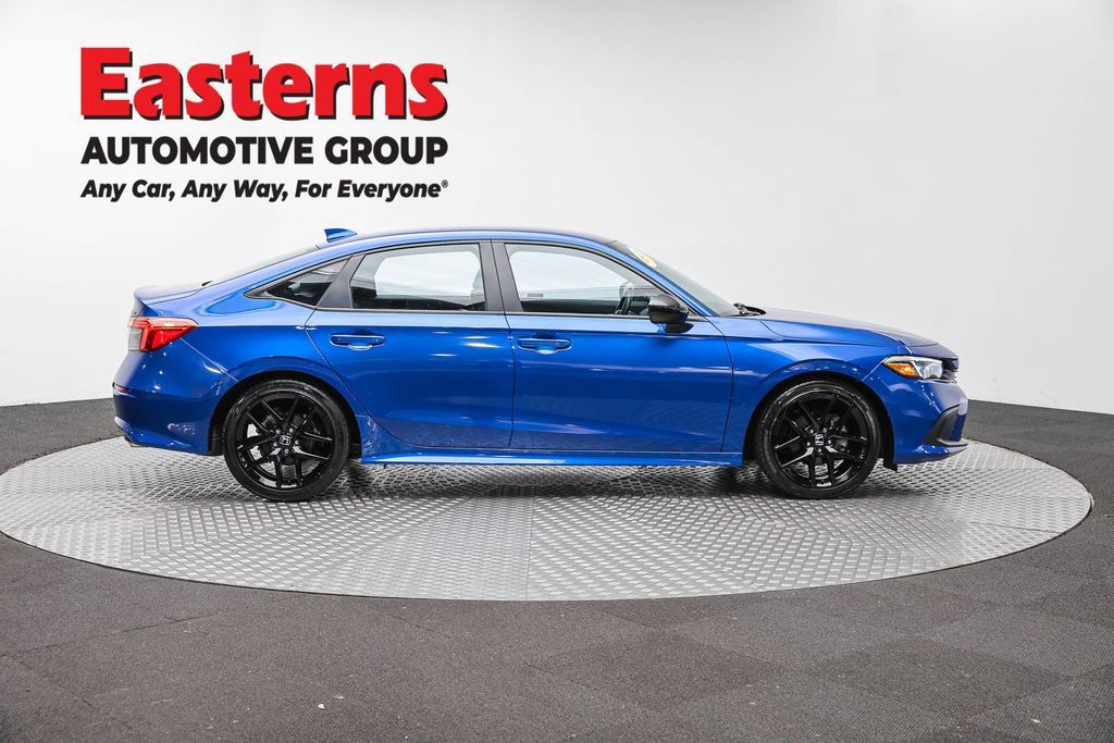 Used 2024 Honda Civic Sport image 4