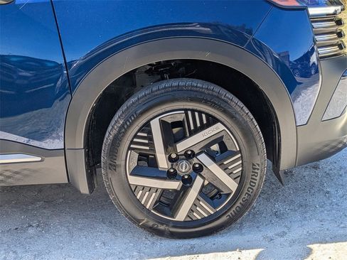 New 2026 Nissan Kicks SV image 12