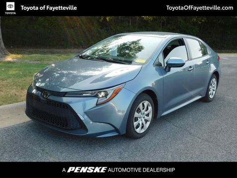 Used 2021 Toyota Corolla LE FWD image 1