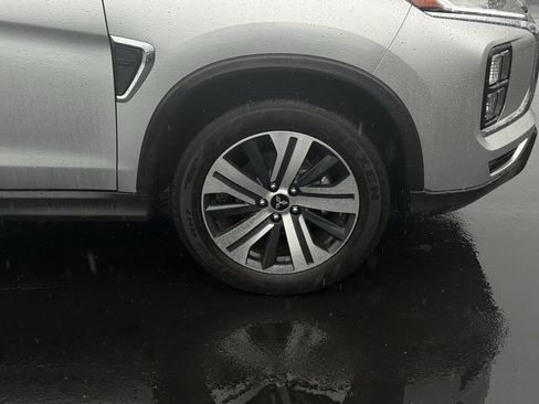 Used 2024 Mitsubishi Outlander Sport SE image 11