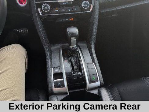 Used 2020 Honda Civic Sport image 6