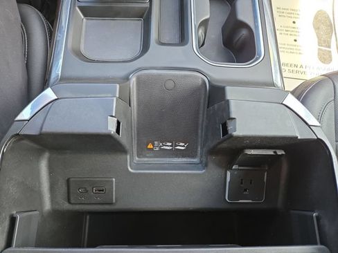 Used 2023 GMC Sierra 1500 SLT w/ SLT Convenience Package AWD/4WD image 22