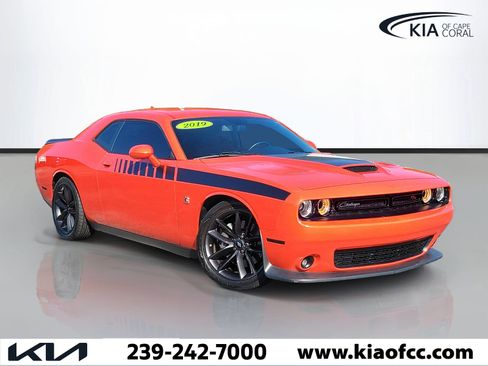 Used 2019 Dodge Challenger R/T Scat Pack w/ Driver Convenience Group RWD image 1