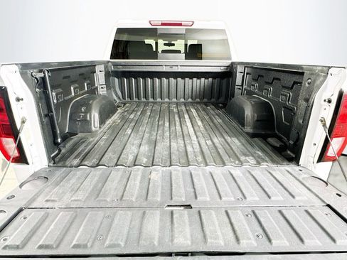Used 2021 GMC Sierra 1500 Elevation w/ Preferred Package AWD/4WD image 24